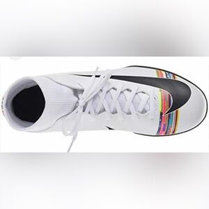 NIKE MERCURIAL SUPERFLY VI ACADEMY IC indoor soccer shoe